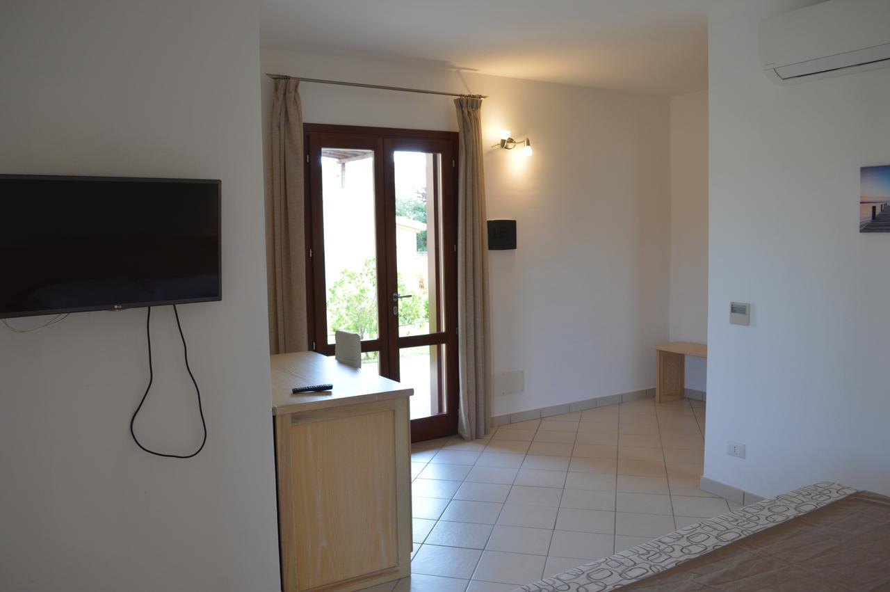 Guest Rooms Affittacamere ซาน เตโอโดโร ภายนอก รูปภาพ